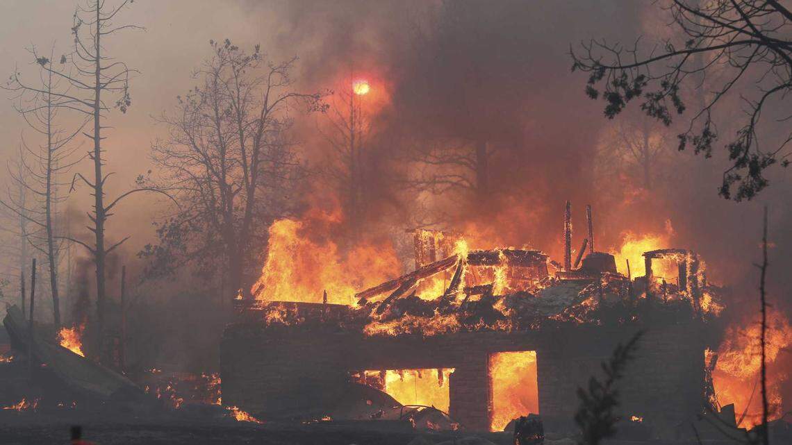 Roughly 100 homes burned by Mill Fire in Northern California; Mountain Fire grows nearby