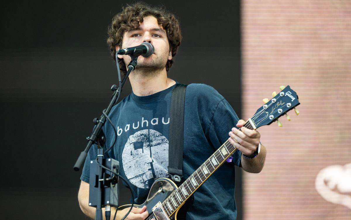 Jakob Armstrong, son of Green Day’s Billie Joe Armstrong, performs with his band Ultra Q at the BottleRock music festival in Napa on Friday, May 23, 2025.