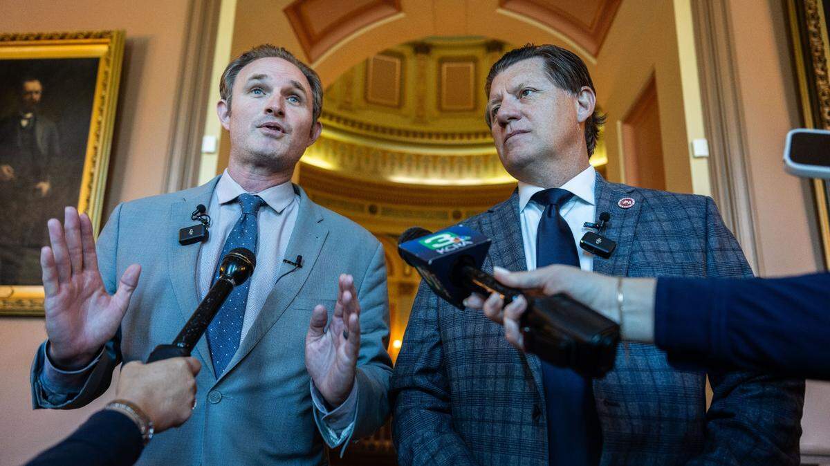 Assemblyman James Gallagher, R-Yuba City, and Sen. Brian Jones, R-Santee, speak to press in May 2024.