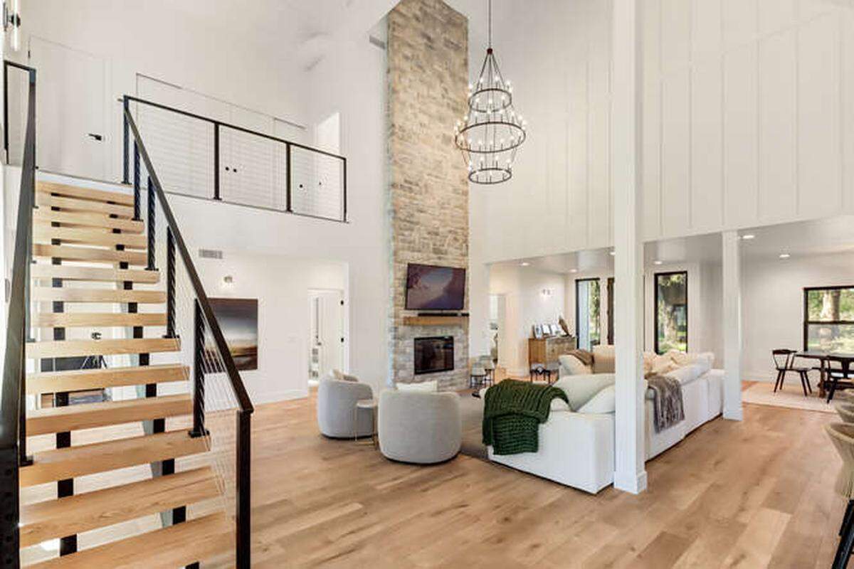 An open living area is part of an interior spanning 3,345 square feet.
