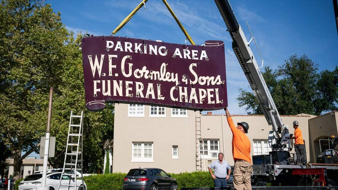Historic Gormley & Sons neon sign removed from its midtown spot in Sacramento