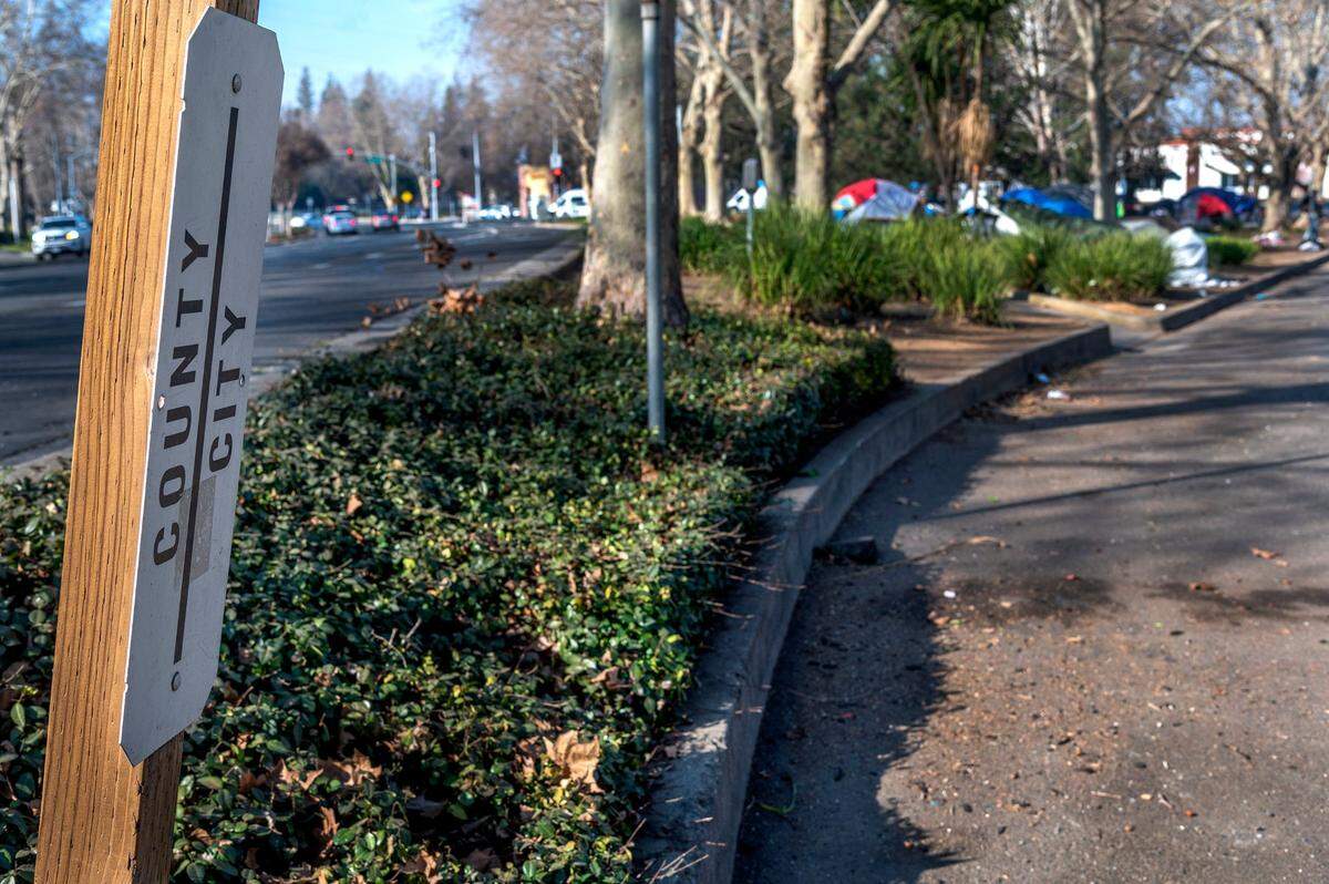 The homeless encampment at Fair Oaks Boulevard and Howe Avenue, photographed in February, was just inside Sacramento city limits on a city-owned parcel.