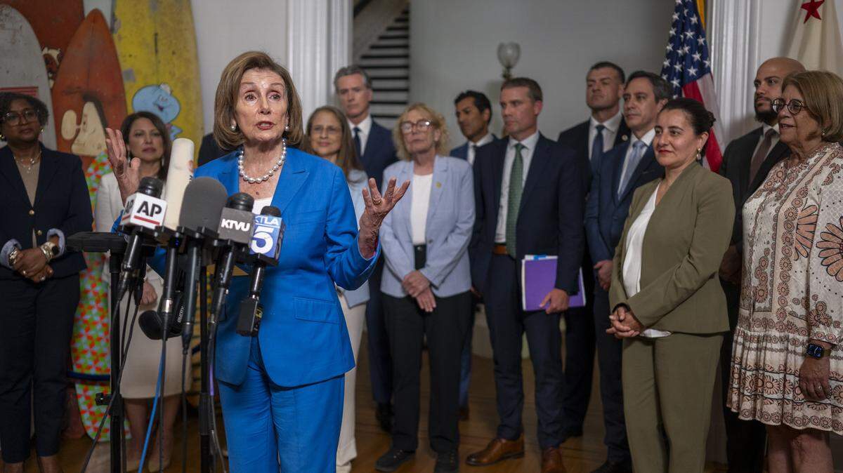 Speaker Emerita Rep. Nancy Pelosi, D-San Fransisco, delivers remarks during a news conference on redistricting at the Governor's Mansion in downtown Sacramento on Friday, Aug. 8, 2025. California legislative leaders met with Texas Democratic lawmakers about Republican plans to redistrict.
