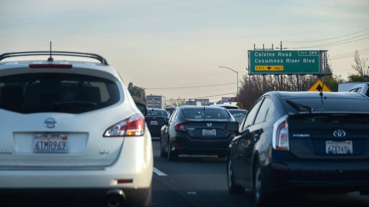Is it OK to break the speed limit to keep up with traffic? What California law says