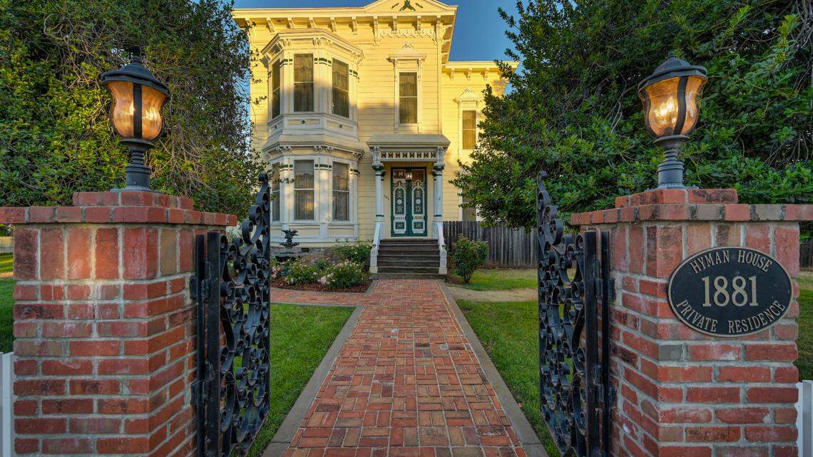 Prominent, rare 1880s Folsom home hits Sacramento market. See its beautiful renovation