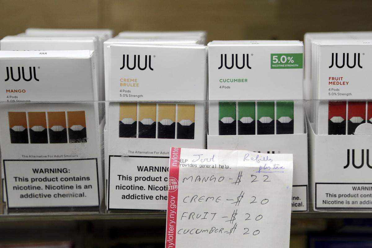 The American Lung Association wants to ban all flavored tobacco products, which appeal to younger people.