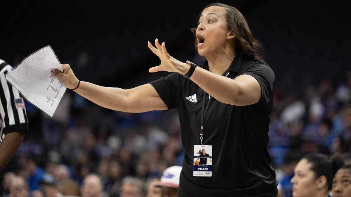 Christian Brothers coach Shandyn Foster calls a play in the first half against Atwater in the CIF Sac-Joaquin Section Division II girls basketball championship game at Golden 1 Center on Thursday, Feb. 27, 2025. Foster earned her 200th career victory on Monday, Jan. 29, 2026, with a win over Woodcreek in her ninth season coaching at her alma mater.