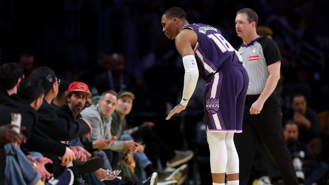 Watch: Fan ejected after confrontation with Westbrook in Kings’ loss to ...