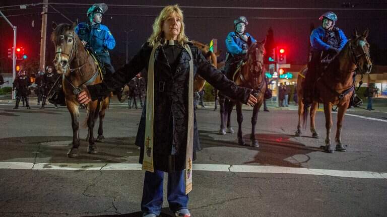 Was police response to East Sacramento Stephon Clark protest an attempt to protect the rich?