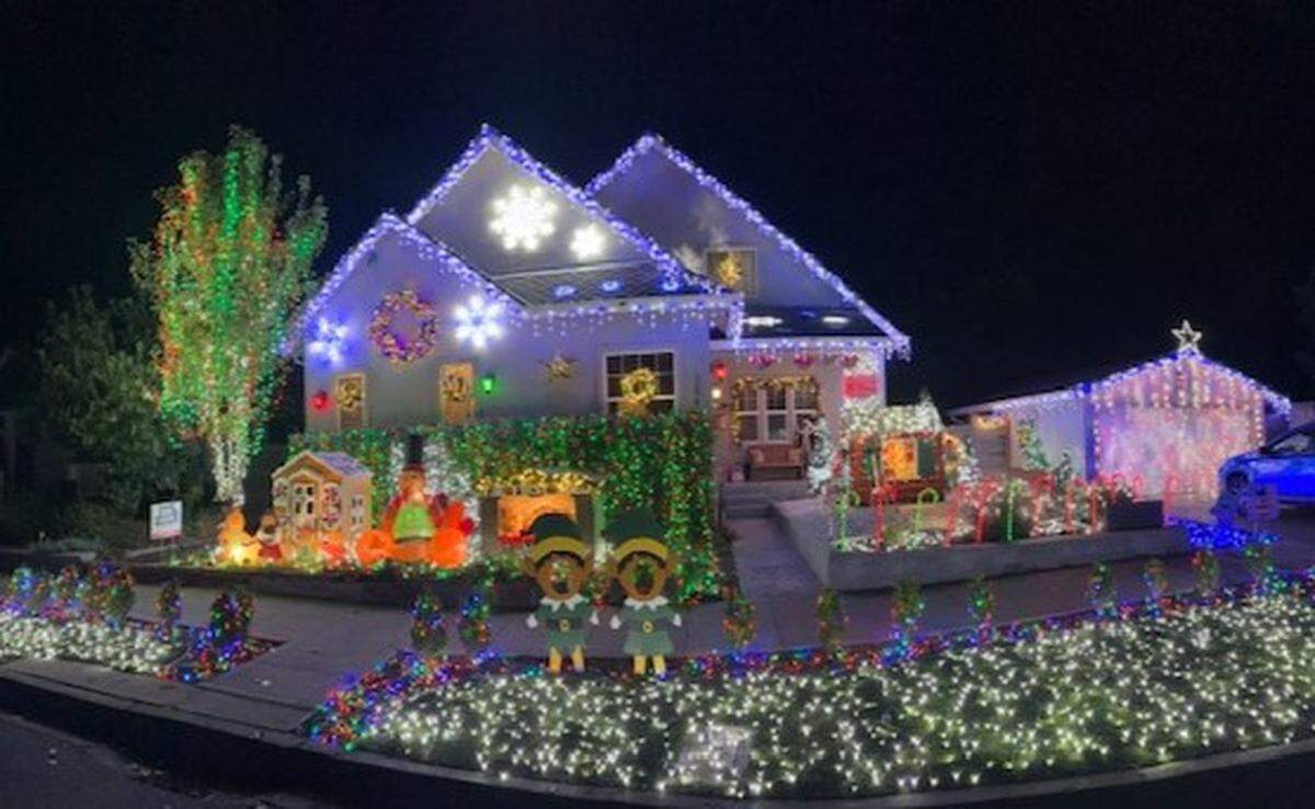 The Sacramento Bee’s holiday light guide includes 3063 Donner Way in Sacramento.