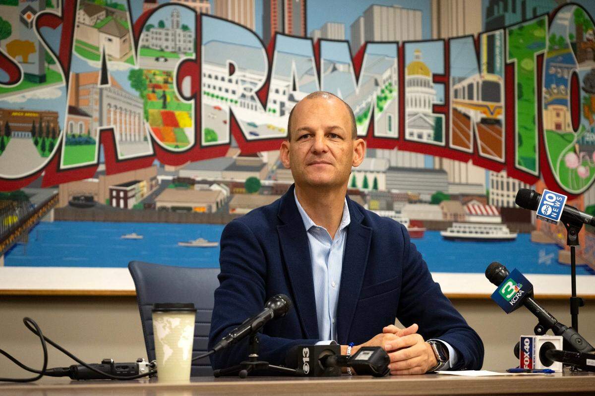 Assemblyman Kevin McCarty speaks at Sacramento City Hall on Nov. 27 in his first news conference since declaring victory in the mayor’s race against Flojaune Cofer.