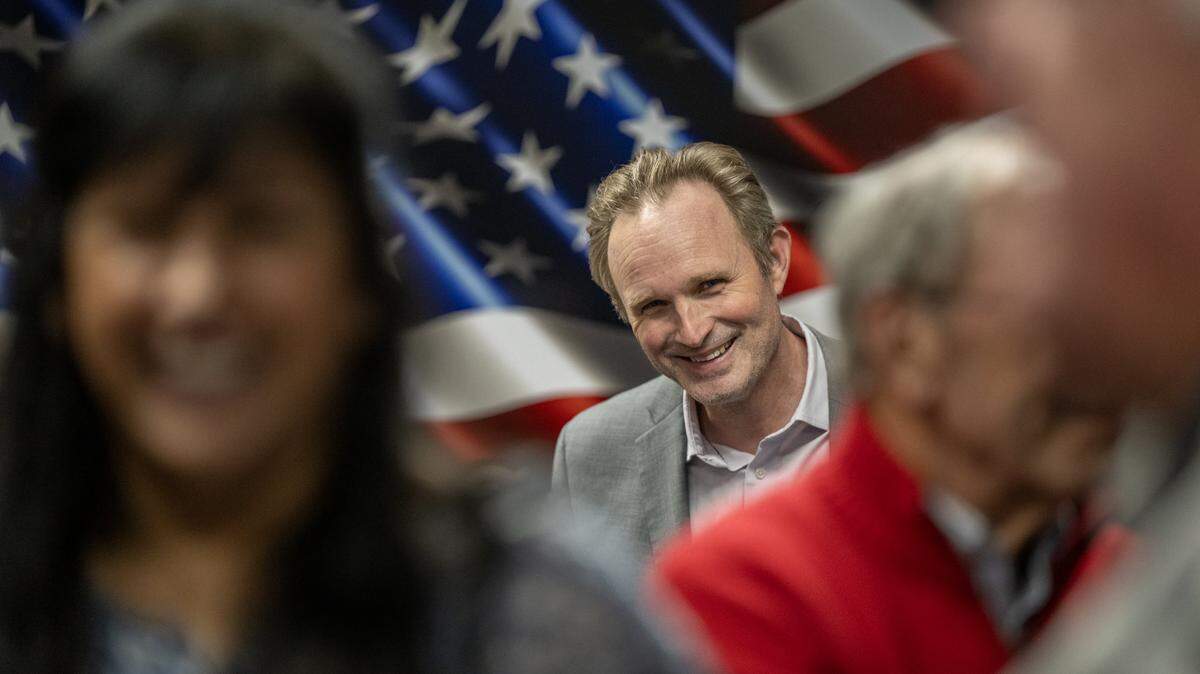 Assemblymember James Gallagher meets with volunteers and supporters at the opening of the Sutter County GOP headquarters in Yuba City on Thursday, March 5, 2026.