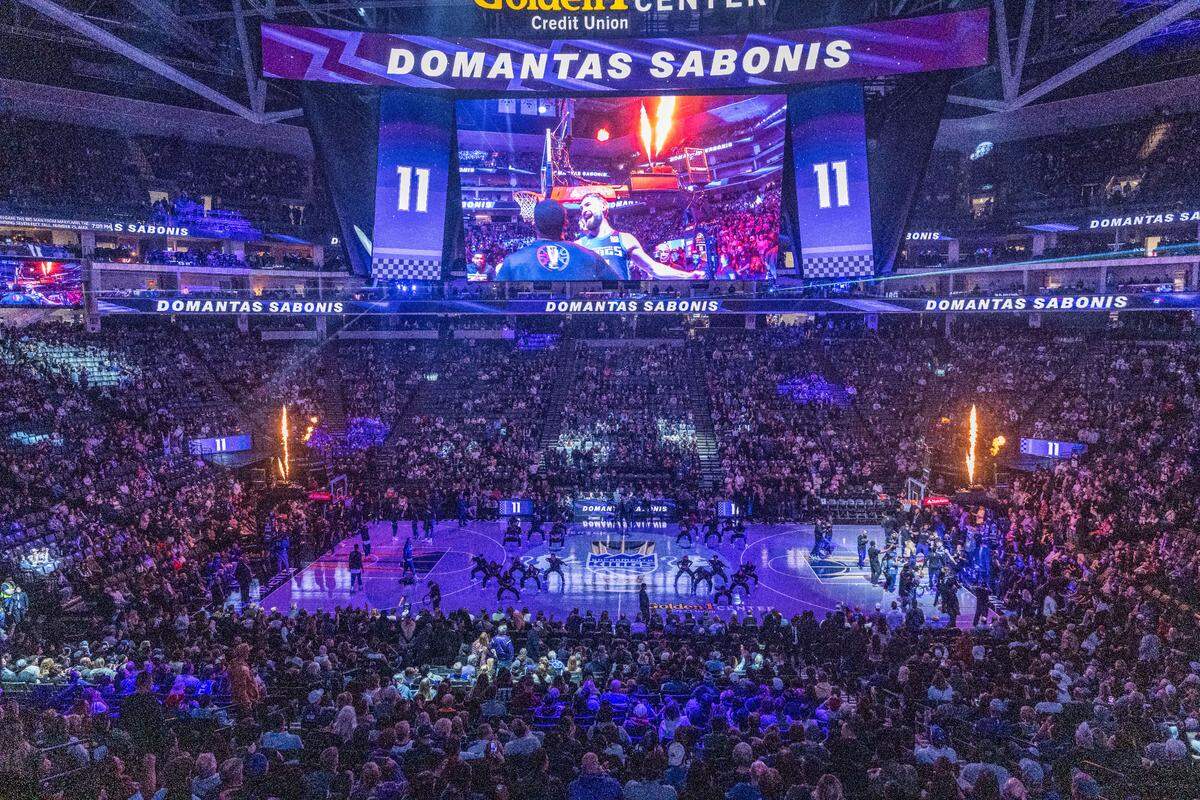 Sacramento Kings center Domantas Sabonis (11) is introduced during the Emirates NBA Cup against the Minnesota Timberwolves on Friday.