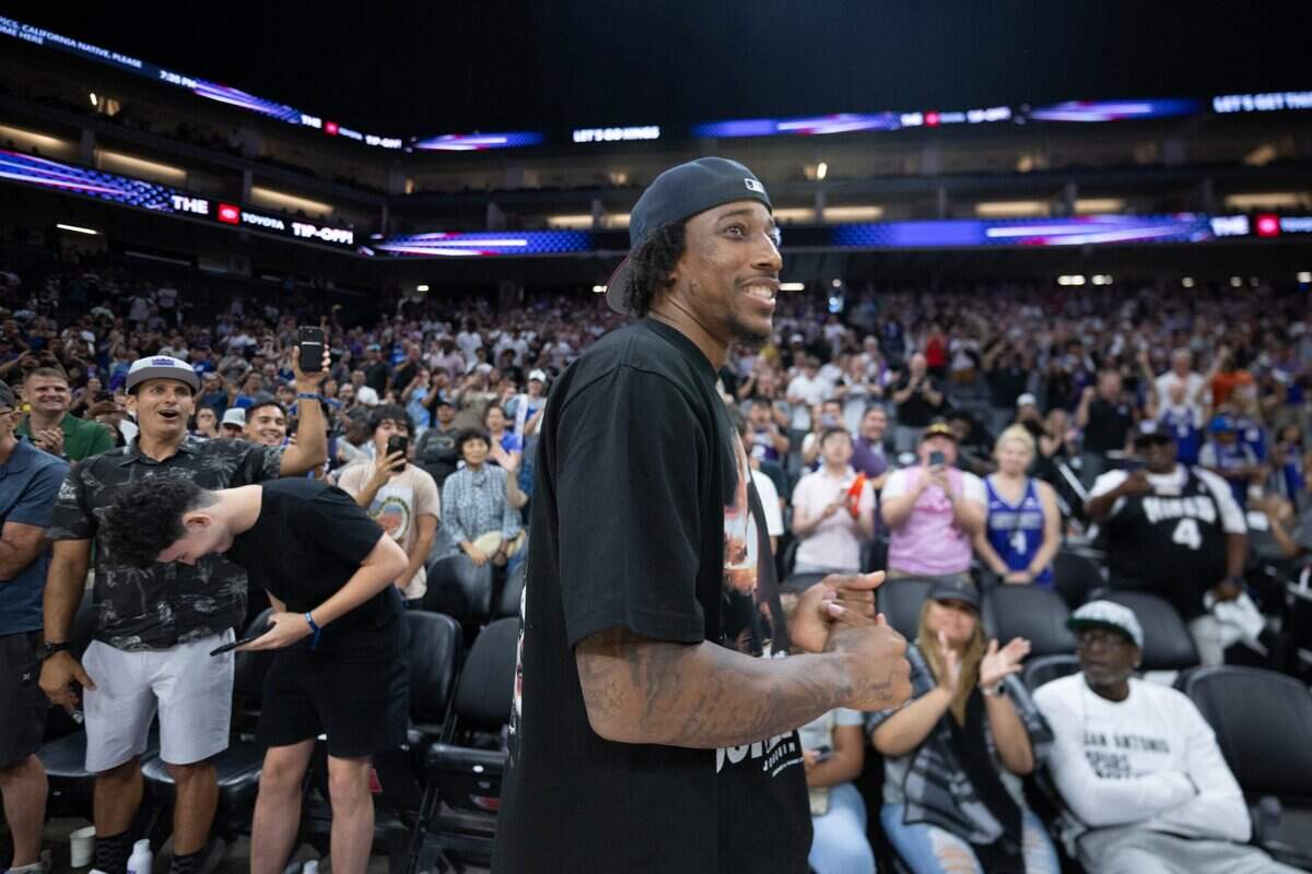 DeMar DeRozan, the newest Sacramento King, walks onto the court before the Kings played the Chinese Men’s summer league team on Saturday at Golden 1 Center.