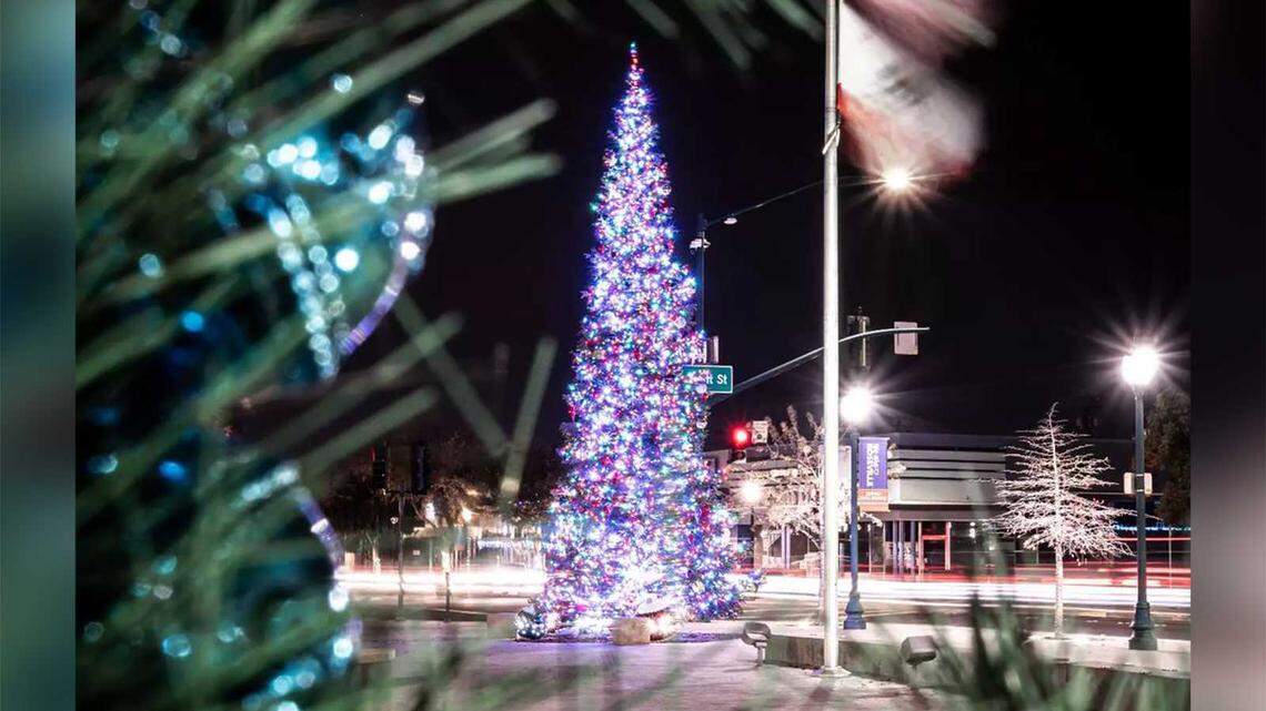 What you need to know for Roseville’s Christmas Tree lighting