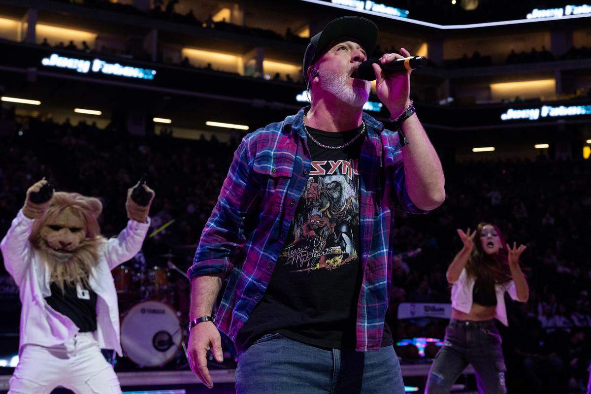 https://www.sacbee.com/sports/nba/sacramento-kings/article315005414.html