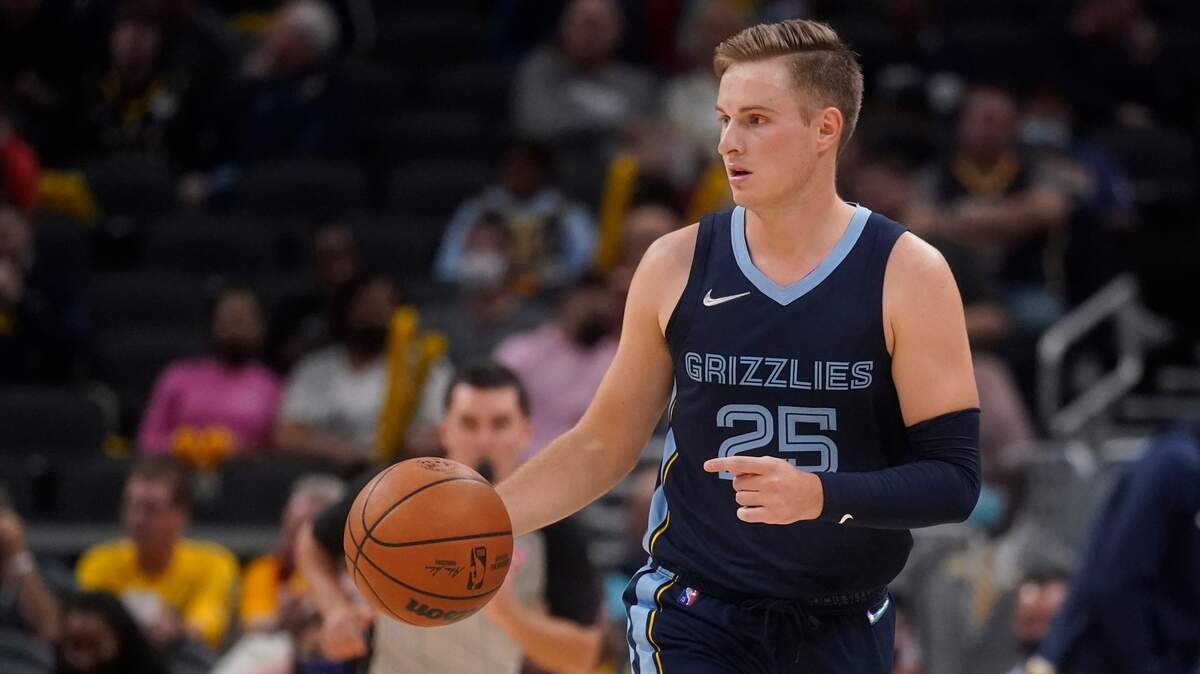Memphis Grizzlies’ Sam Merrill (25) dribbles during the second half of an NBA preseason basketball game against the Indiana Pacers, Wednesday, Oct. 13, 2021, in Indianapolis. Indiana won 109-107. (AP Photo/Darron Cummings)