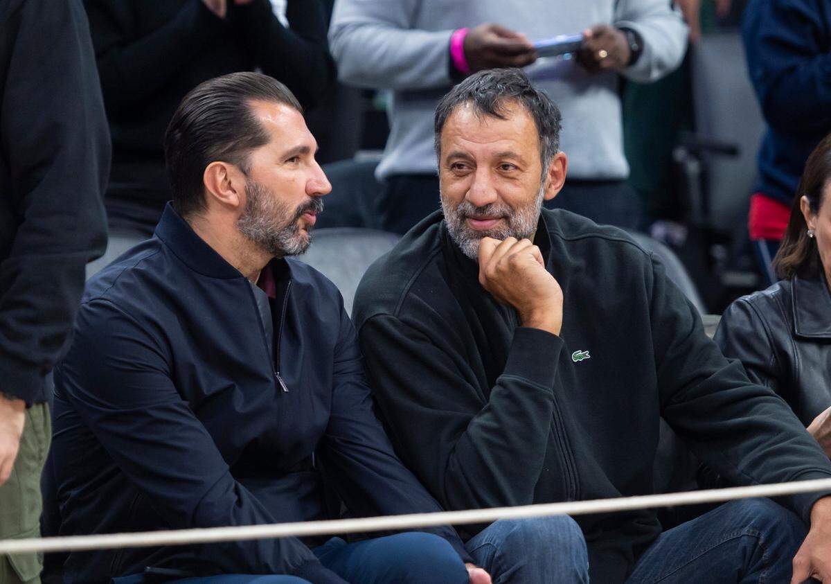 Sacramento Kings legends Peja Stojakovic, left, father of the Jesuit’s Andrej Stojakovic, and Vlade Divac watch the awards ceremony after the CIF Sac-Joaquin Section Division I boys basketball championship on Saturday, Feb. 25, 2023, at Golden 1 Center in Sacramento. Modesto Christian defeated Jesuit, 79-53.