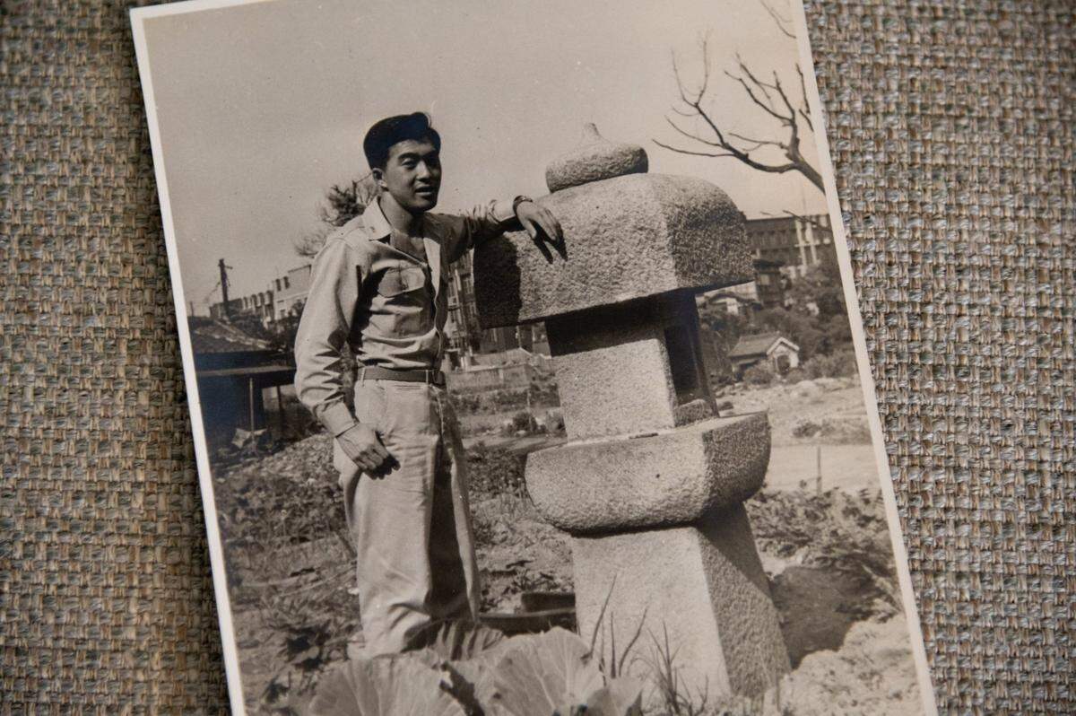 Masao “Tom” Inada served in the Military Intelligence Service during World War II, stationed in Tokyo translating documents.