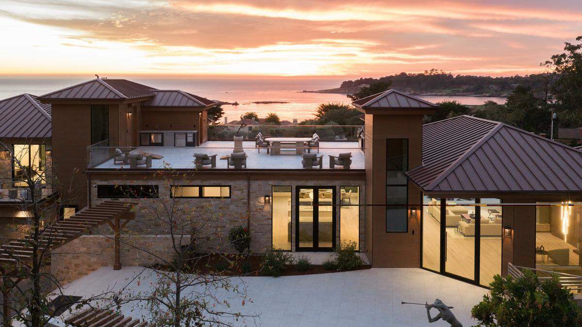 The house spans 8,572 square feet with six bedrooms and 10 bathrooms, ensuring there’s plenty of luxury and room to breathe.