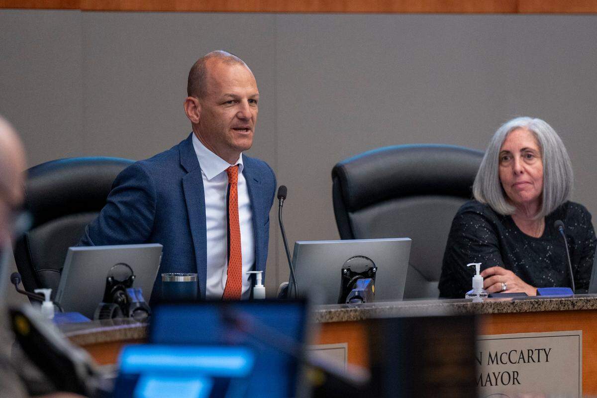 Sacramento Mayor Kevin McCarty speaks Tuesday afternoon during a meeting about the planned soccer stadium in the Railyards for the Republic FC. Interim City Manager Leyne Milstein listens at right. The council approved the city budget later in the day. 