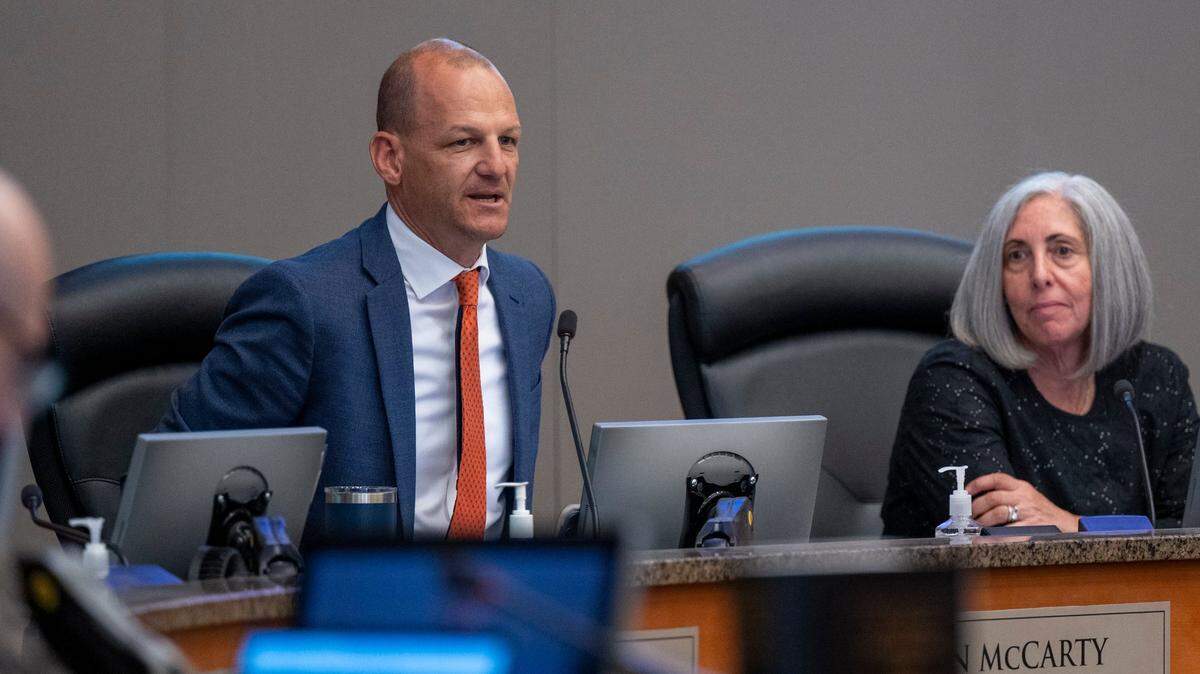 Sacramento Mayor Kevin McCarty speaks Tuesday, June 10, 2025, during a meeting to vote on resolutions that would facilitate construction of a soccer stadium in the Railyards for the Republic FC. Interim City Manager Leyne Milstein listens at right. 