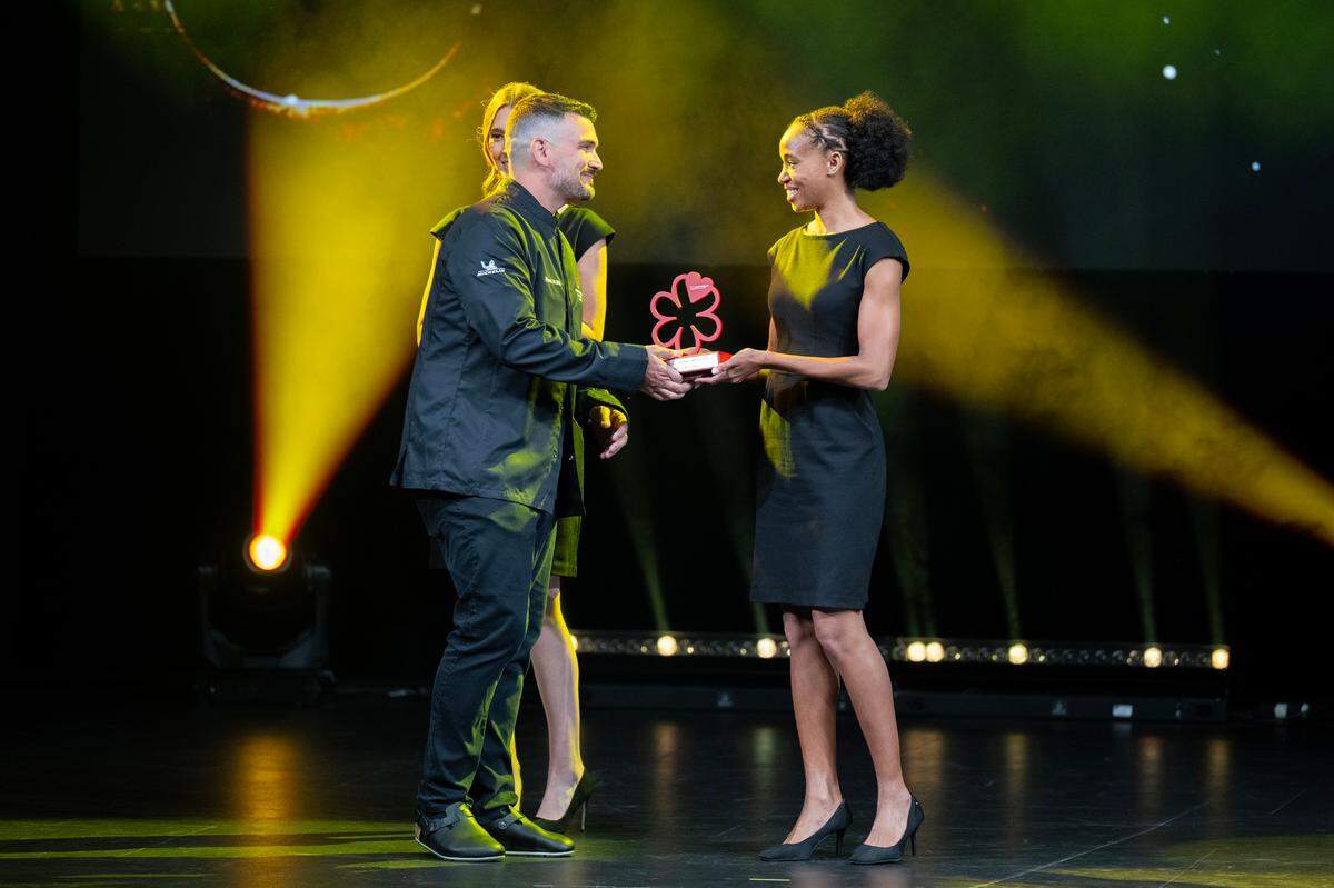 Chris Barnum-Dann of Localis receives the Michelin Sommelier Award at the Michelin Guide California 2025 Ceremony on Wednesday, June 25, 2025, at the SAFE Credit Union Performing Arts Center.