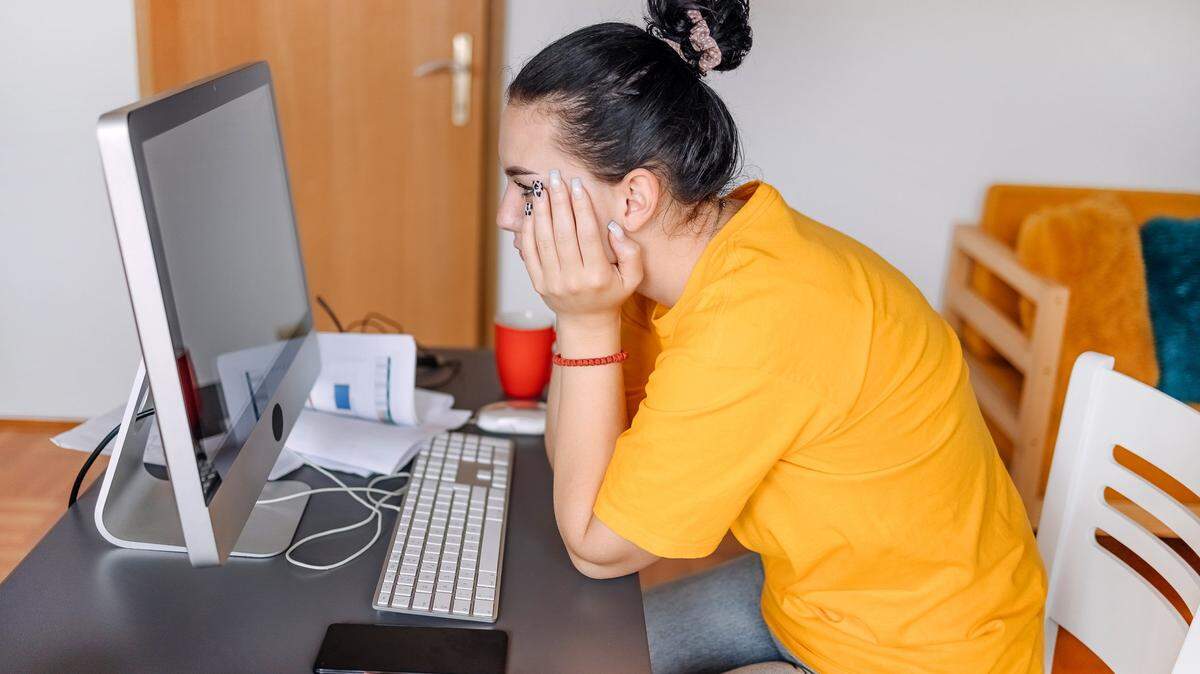 A new California law lets renters opt out of bulk agreements for internet service.  