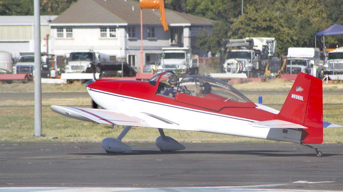 An airplane  taxis to the runway before taking off from the Sutter County Airport on Thursday, Aug. 7, 2025. A grand jury recently determined that Sutter County has passed on up to $15 million in federal funding over the past decade. County officials refute that estimate.