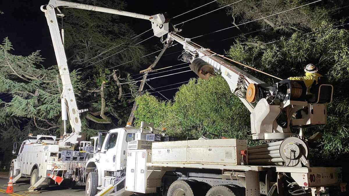 Thousands of capital region residents — which includes at least one college campus — remained without power Tuesday morning as punishing storm clouds drifted east from the second of two atmospheric rivers to pound Northern California.