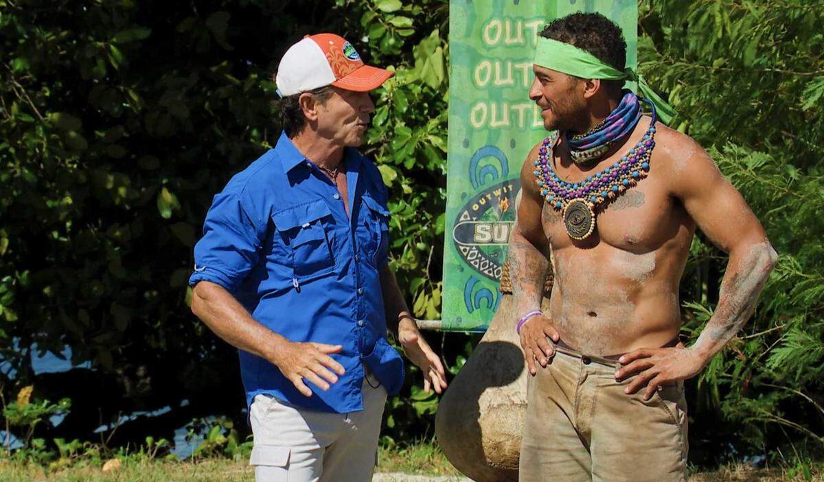 “Survivor” host Jeff Probst awards Sacramento Fire Capt. Joe Hunter Joe Hunter an immunity necklace on the show’s 48th season.