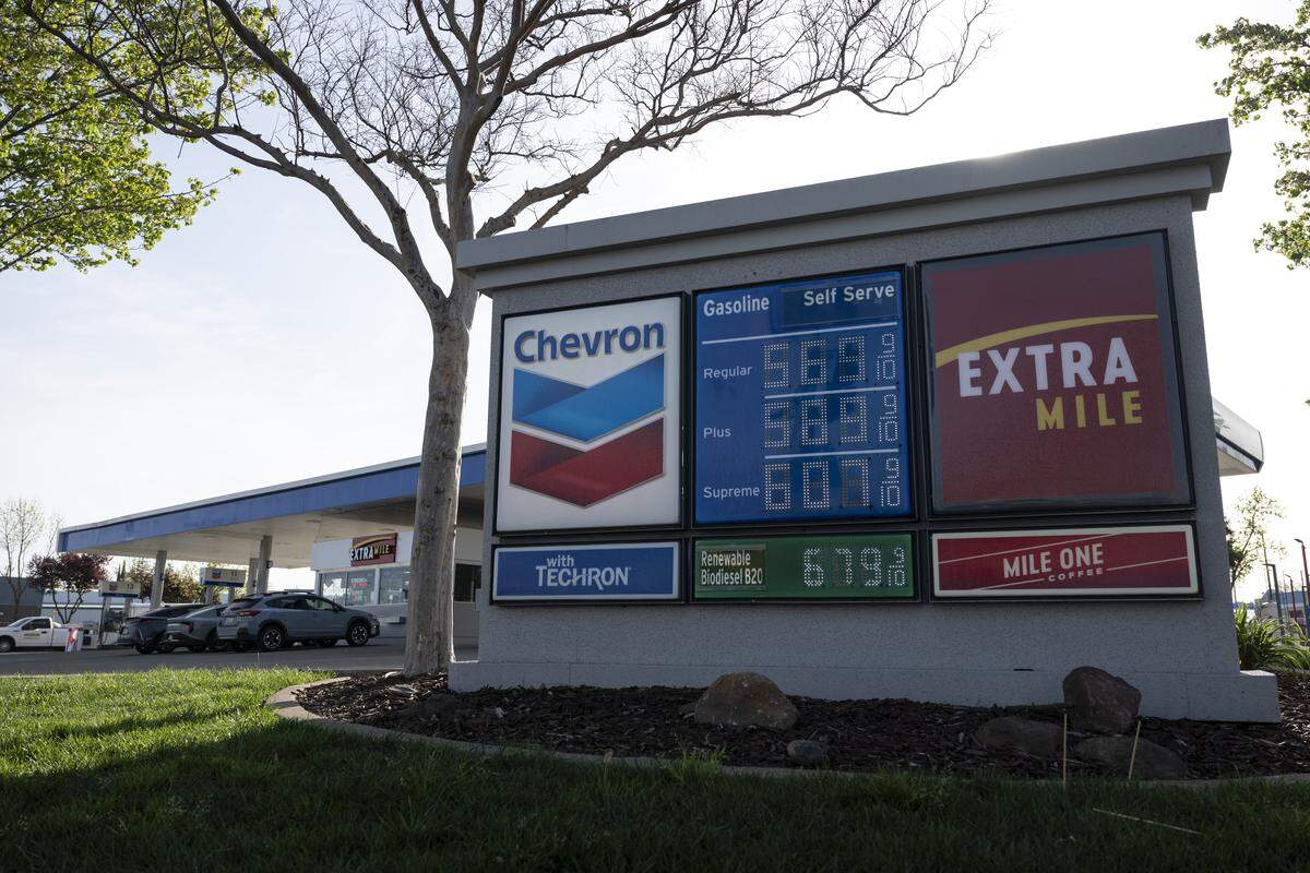 Gas prices rise above $5 per gallon at gas stations at the intersection of Auburn Boulevard and Greenback Lane in Citrus Heights on Tuesday, March 10, 2026.