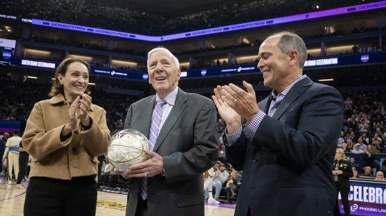 Photos: Kings get a victory over the Warriors in season home finale