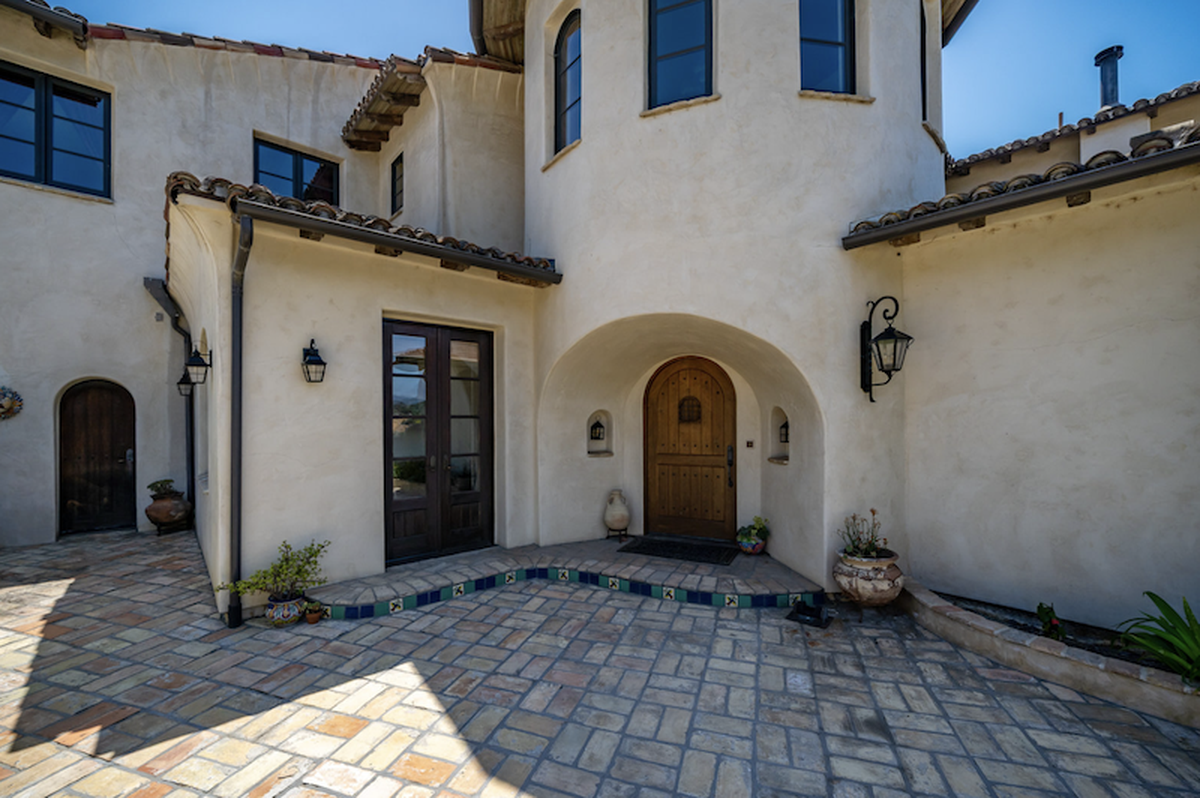 The house was one of four residences featured in the 2018 Rotary Club of San Luis Obispo Homes of Distinction Tour.