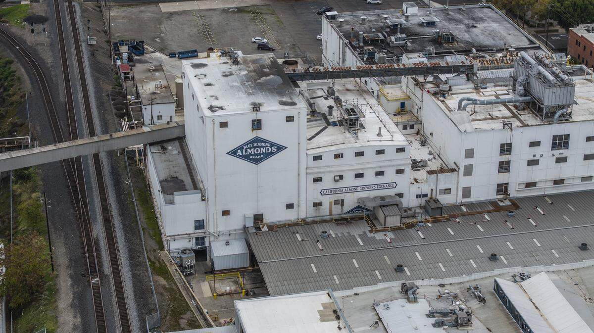 An overhead view of the Blue Diamond plant in Sacramento on Nov. 19 as it prepares to close sometime between late 2026 and mid-2027. 