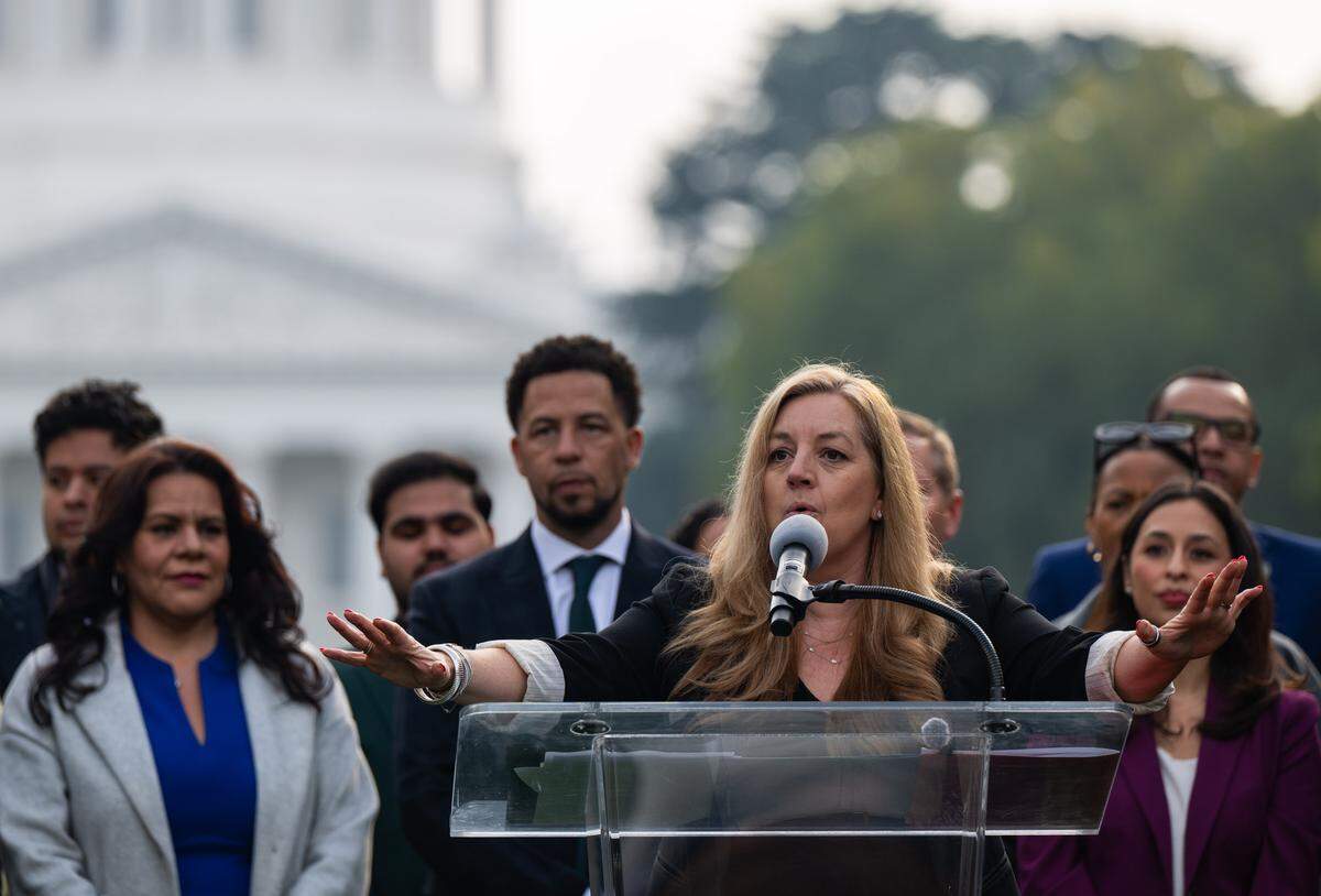 Senate Majority Leader Angelique Ashby, D-Sacramento, speaks during a news conference on Capitol Mall on Friday, Jan. 30, 2026, about a planned downtown campus for Sacramento State on the current site of unused state office buildings. 