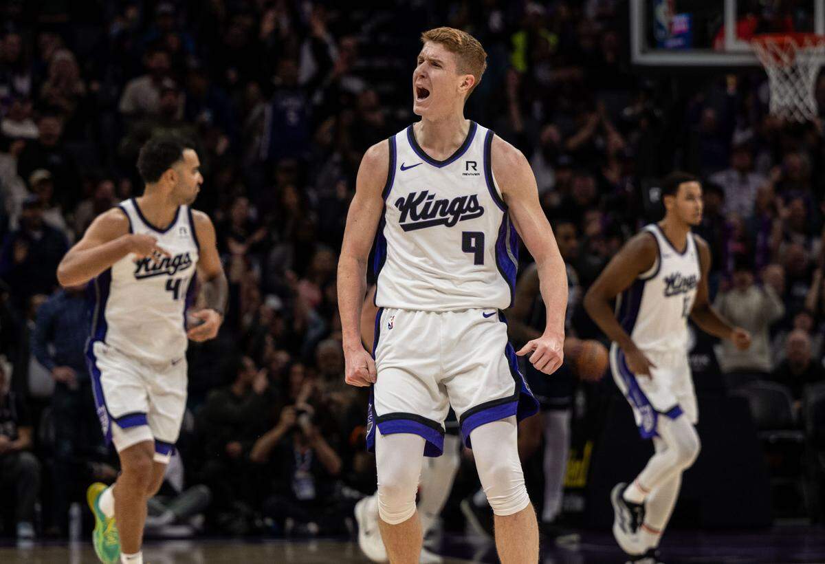 Sacramento Kings guard Kevin Huerter (9) celebrates a three point basket during an NBA game against the Dallas Mavericks on Monday, Dec. 30, 2024 at Golden 1 Center .