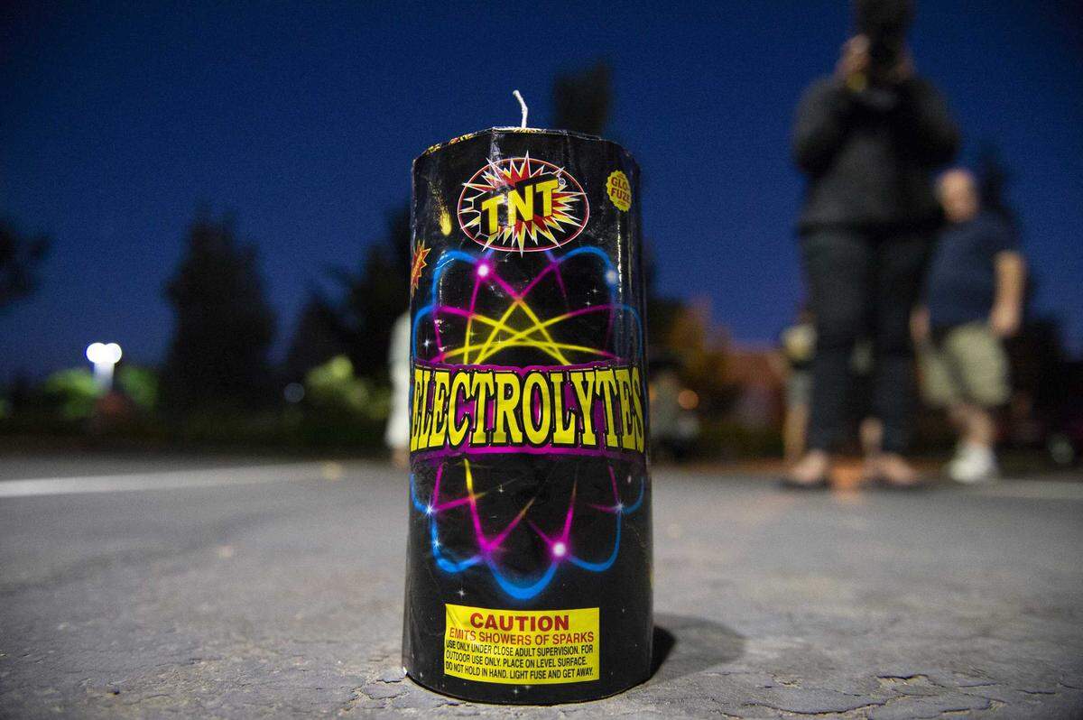 Electrolytes by TNT ($29.99) has plenty of golden sparklers, this firework is understated but striking, and it "builds momentum poetically" throughout the show.