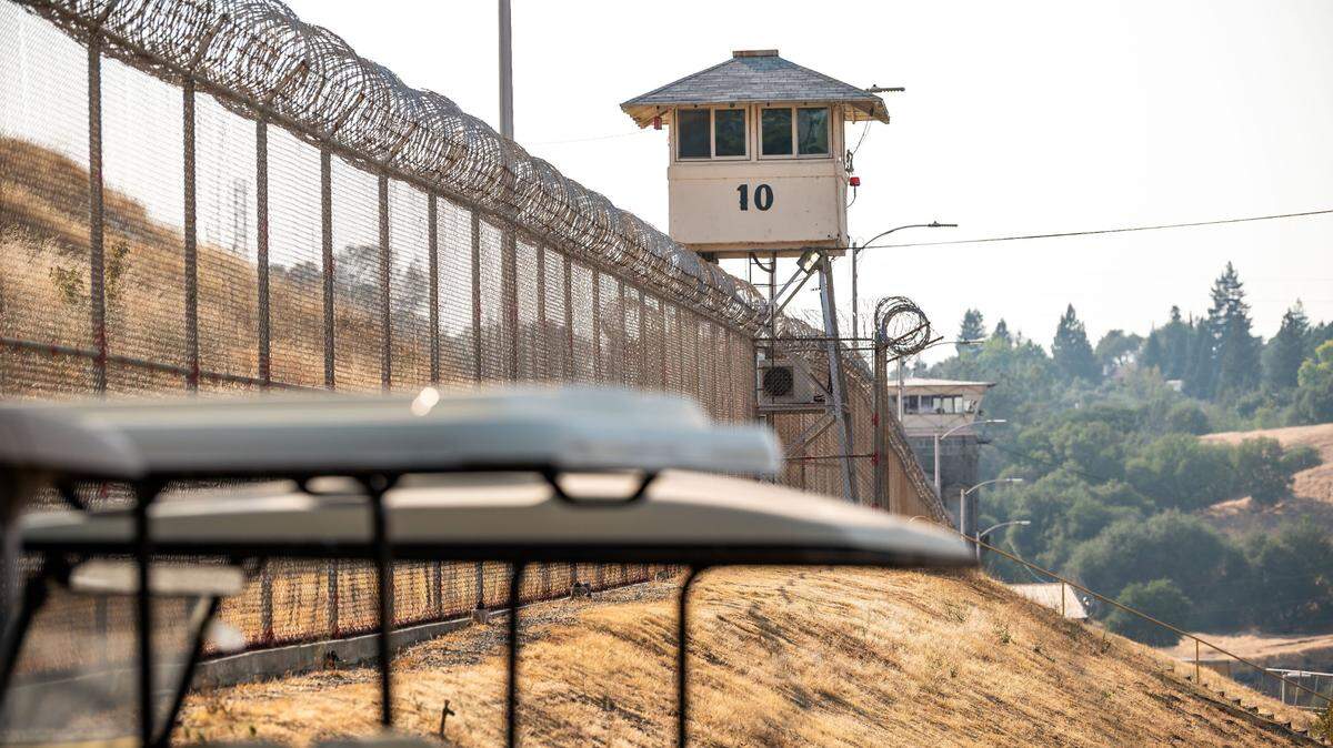 A guard tower stands at Folsom State Prison on Aug. 24, 2021.