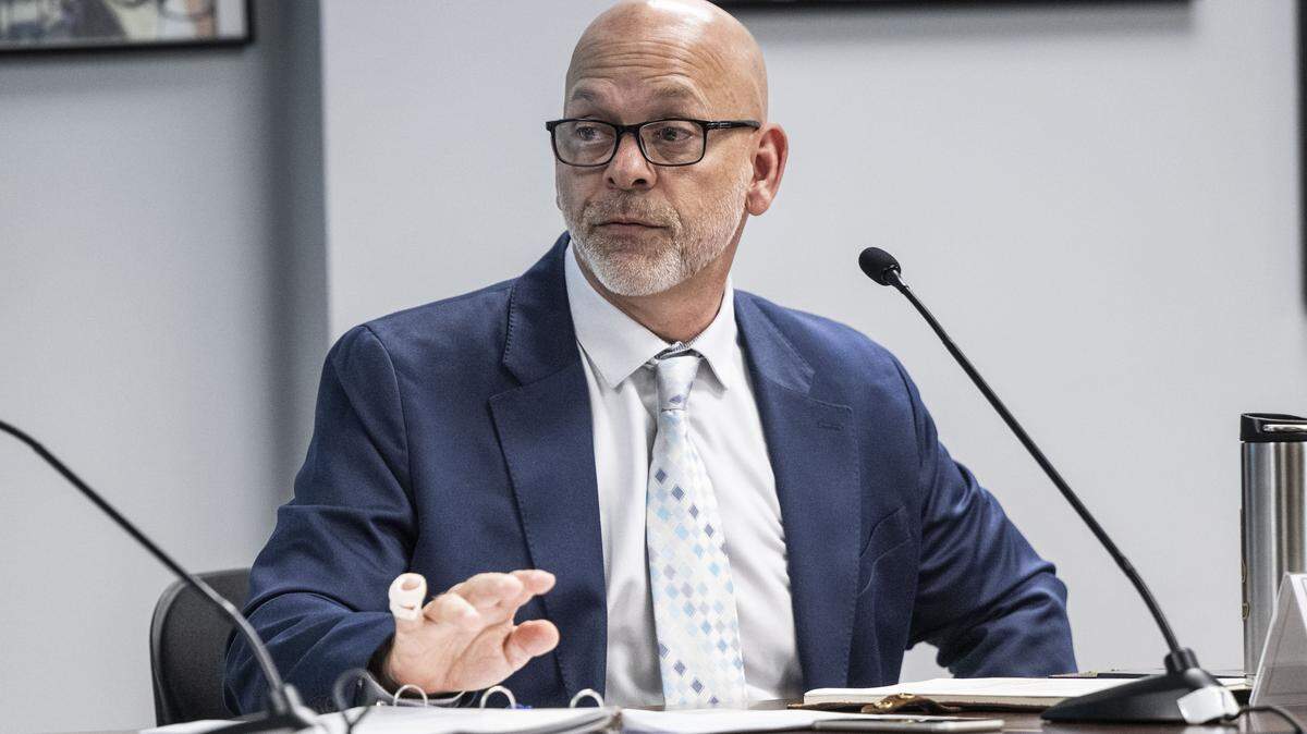 Steven Yarbrough, chair of the State 911 Advisory board, at a Cal OES board meeting on Wednesday, Nov. 19, 2025 in Sacramento as the state has spent $450 million on a new 911 system before deciding to scrap it.