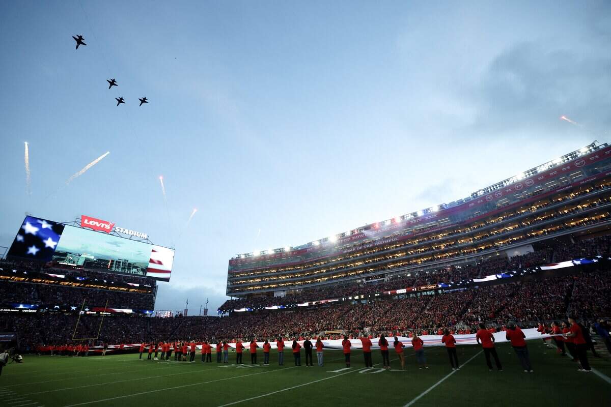 SANTA CLARA, CALIFORNIA - JANUARY 03: A general view of the flyover during the national anthem prior to a game between the San Francisco 49ers and the Seattle Seahawks at Levi's Stadium on January 03, 2026 in Santa Clara, California. (Photo by Ezra Shaw/Getty Images)