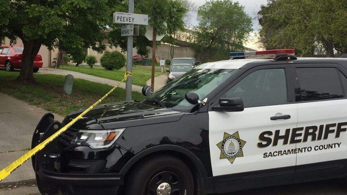A Sacramento County Sheriff's vehicle at the scene of a homicide in south Sacramento near Peevey Court and Maynard Way.