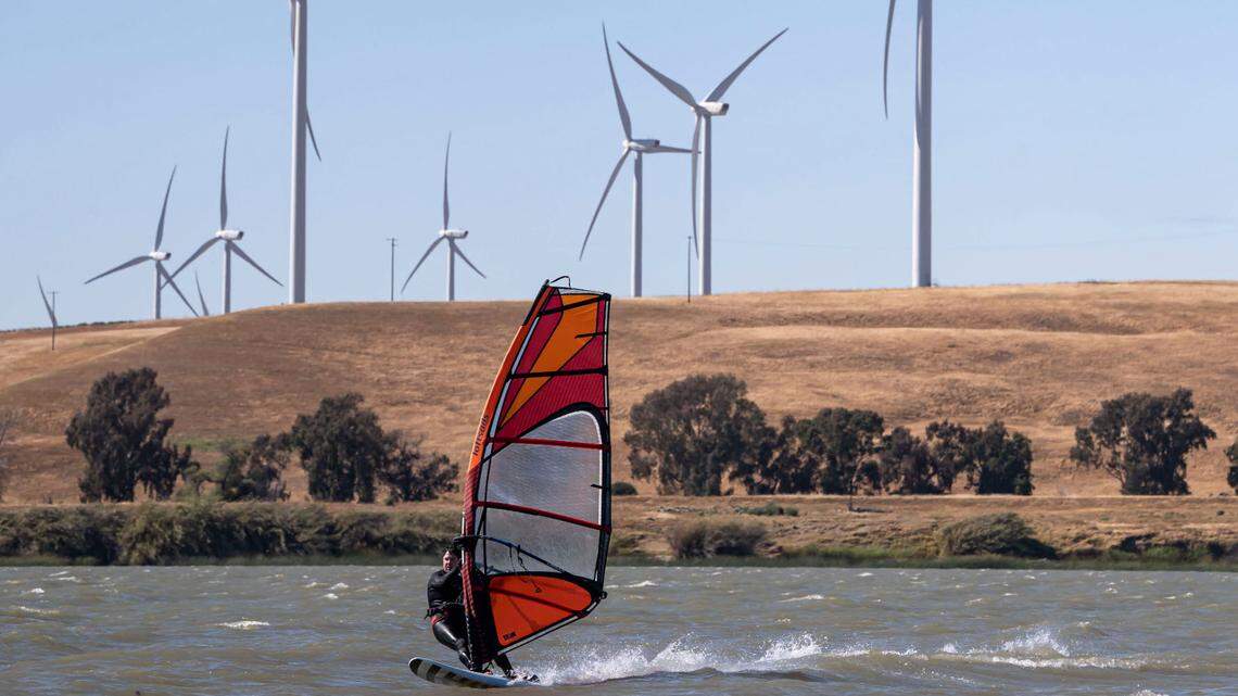 What is the Delta breeze and why do Sacramentans love it so much? Bee Curious answers