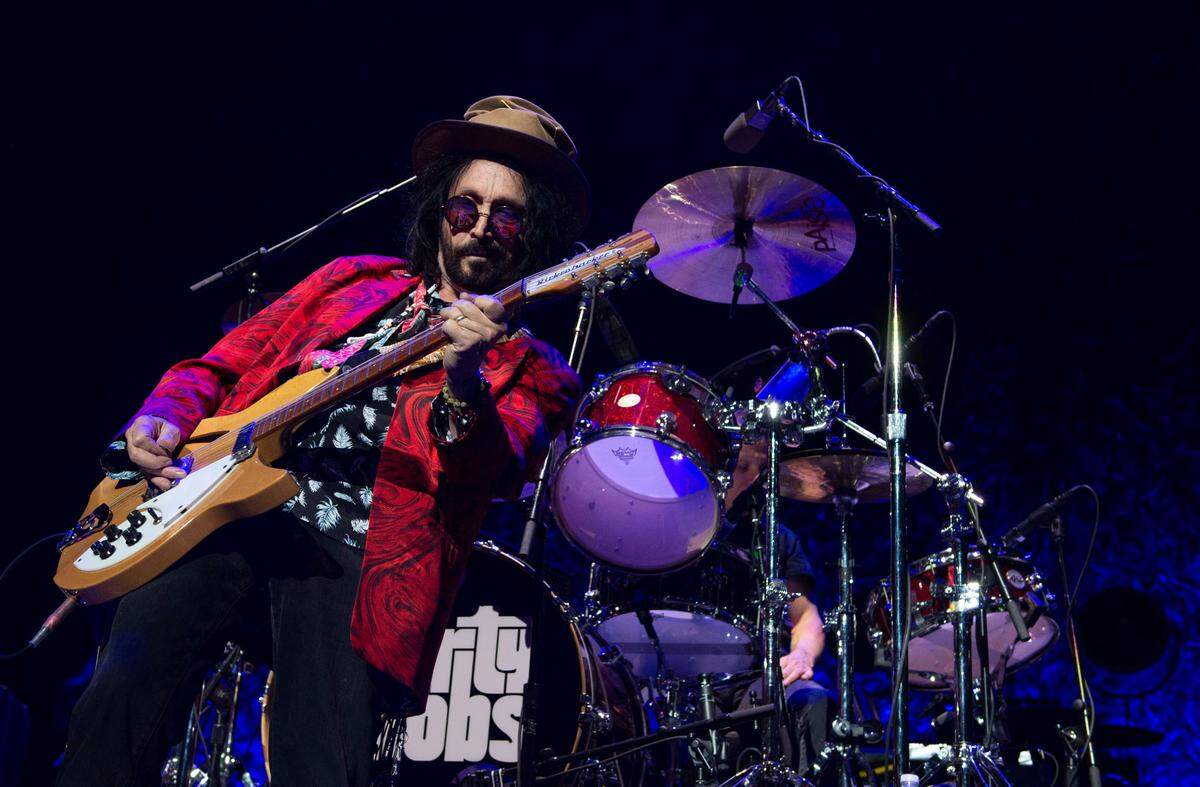 Mike Campbell and The Dirty Knobs opened for The Who on their North American tour stop in Sacramento on Wednesday night at Golden 1 Center.