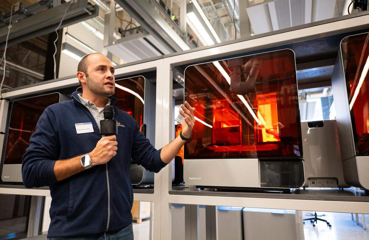 Steven Lucero, director of the UC Davis Tech Foundry, describes the capabilites of a maker space at Aggie Square in Sacramento on Friday.