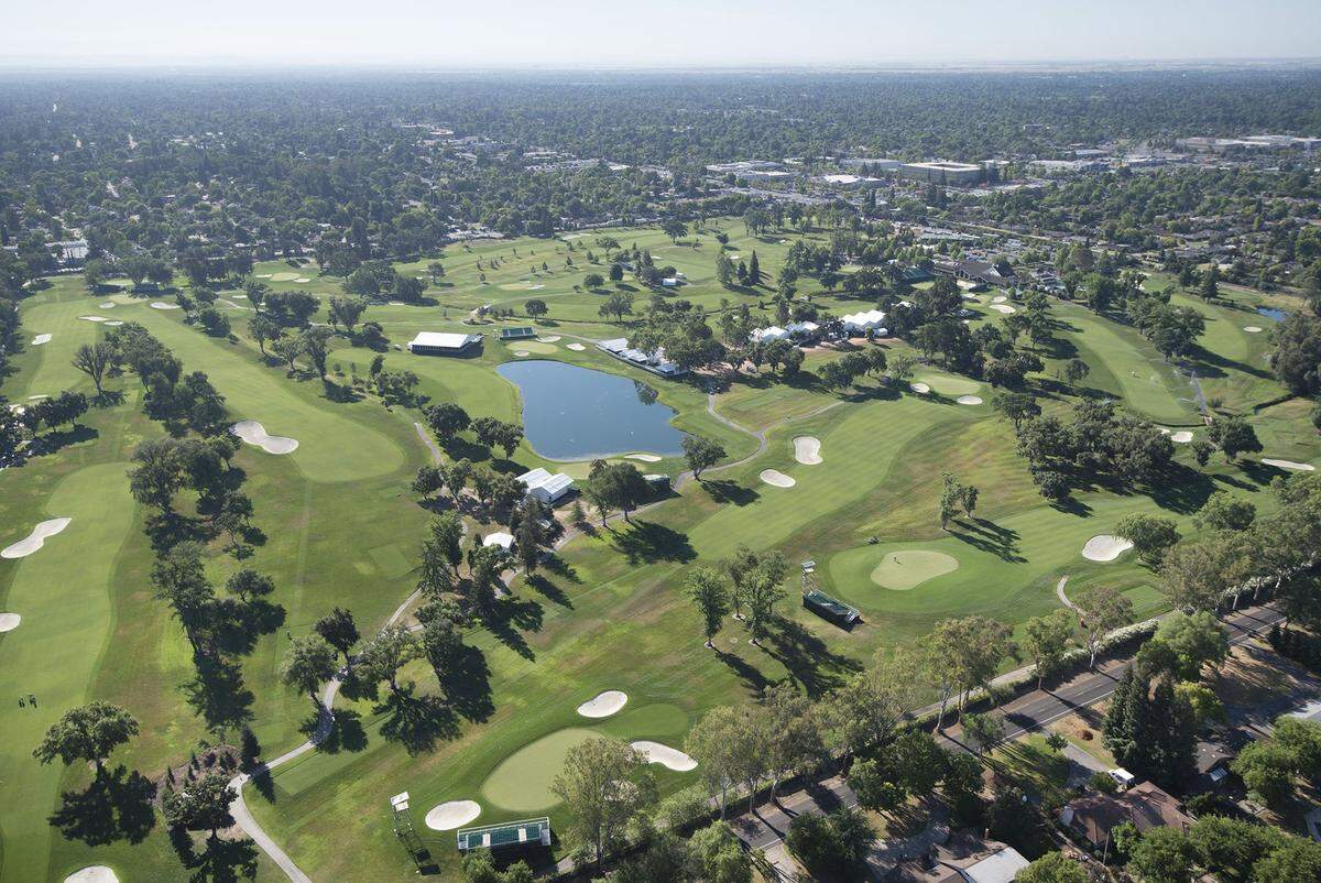 The Del Paso Country Club, established in 1916, is one of Arden Arcade’s oldest landmarks.