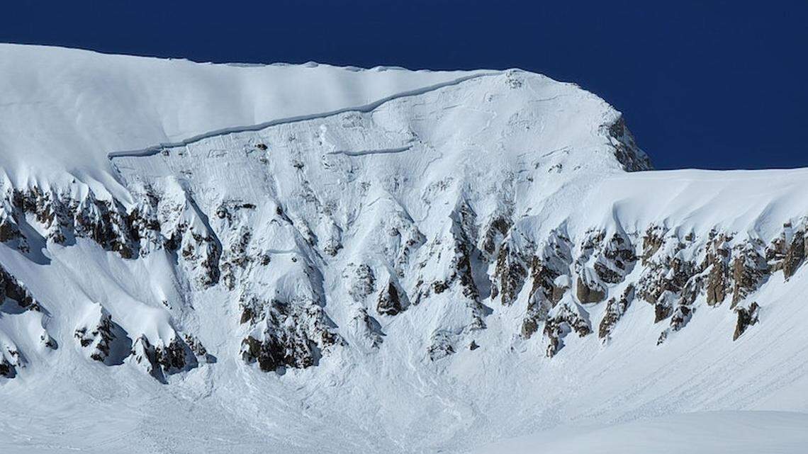 A skier buried by an avalanche near Marble died while two companions were able to escape with injuries, Colorado officials say.