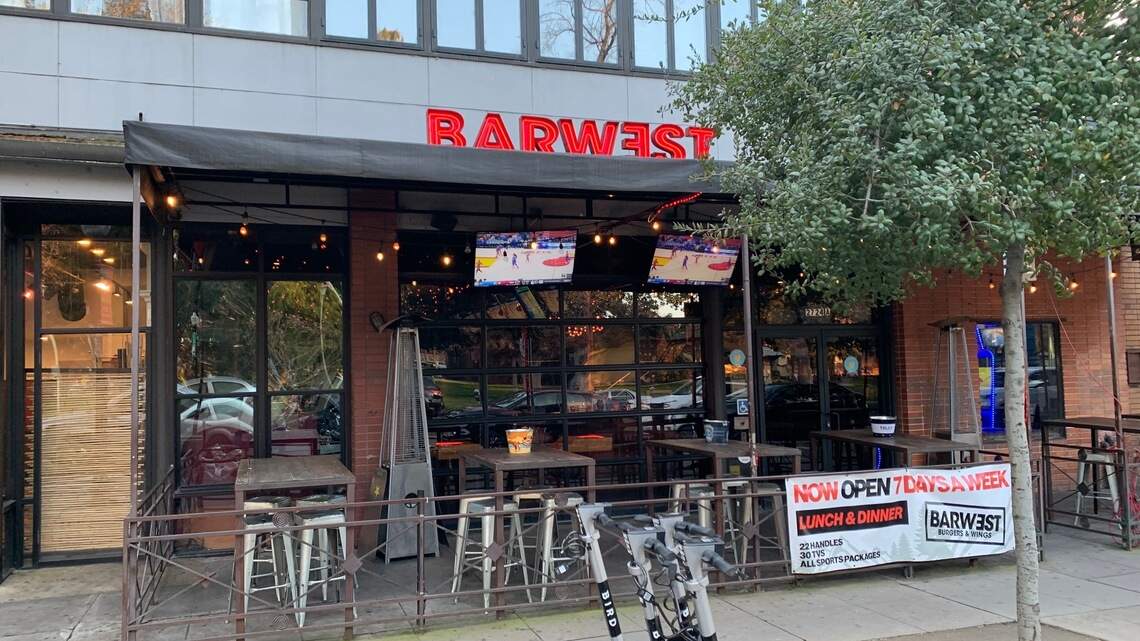 Here are 6 Sacramento outdoor patios where you can watch the 49ers vs. Rams this weekend