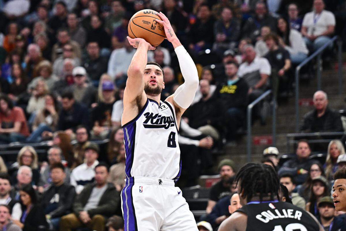Sacramento Kings guard Zach LaVine (8) attempts a shot in the first half against the Utah Jazz on Wednesday, Feb. 26, 2025, at Delta Center in Salt Lake City, Utah.