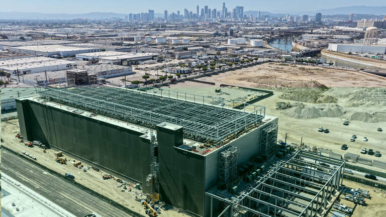 California lawmakers seek more transparency on data center water use